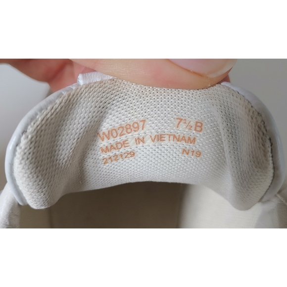 Cole Haan GrandPro White Leather Sneakers Size 7.5 - Picture 14 of 15